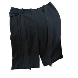 Have Classic Black Women's Bermudas